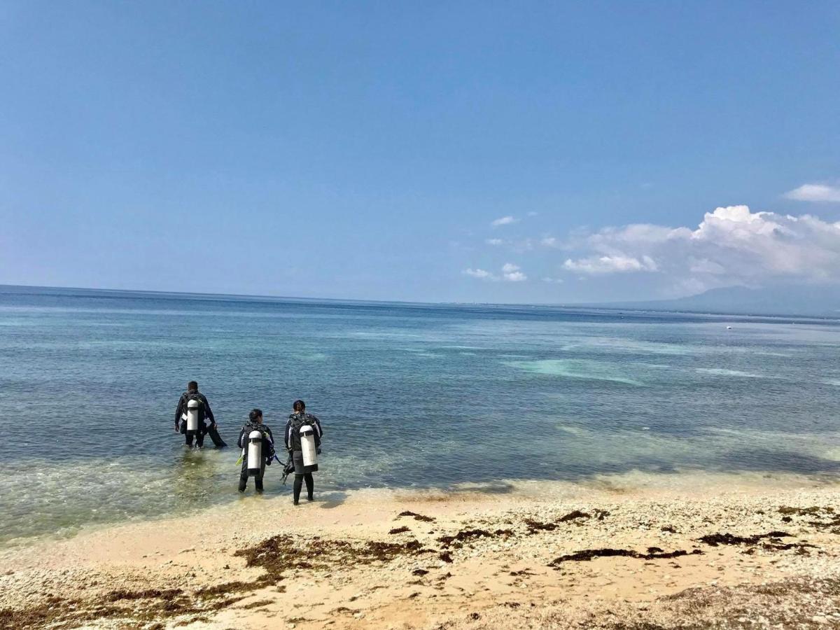 Southseas Beach Resort And Dive Center ซานตานเดร์ ภายนอก รูปภาพ