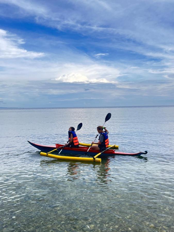 Southseas Beach Resort And Dive Center ซานตานเดร์ ภายนอก รูปภาพ