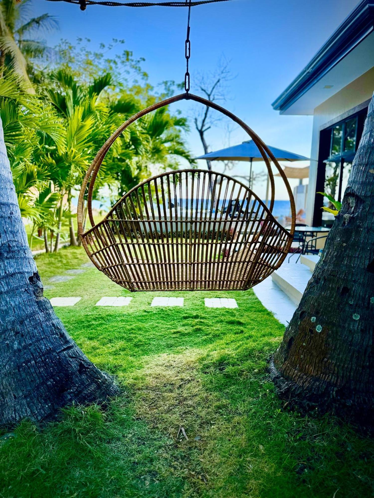 Southseas Beach Resort And Dive Center ซานตานเดร์ ภายนอก รูปภาพ