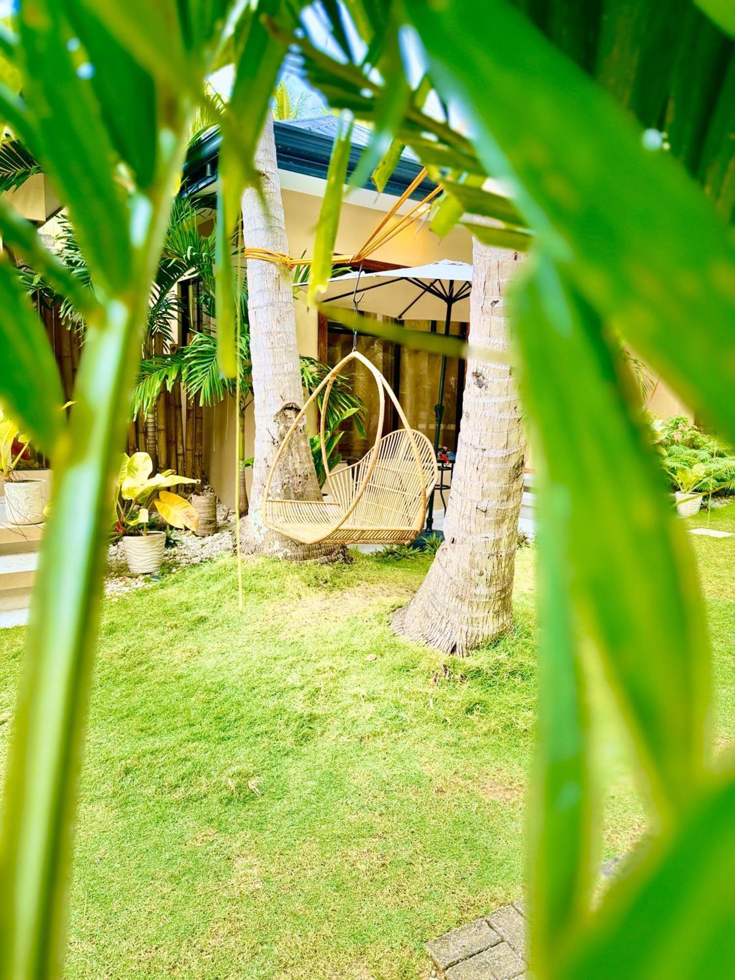 Southseas Beach Resort And Dive Center ซานตานเดร์ ภายนอก รูปภาพ